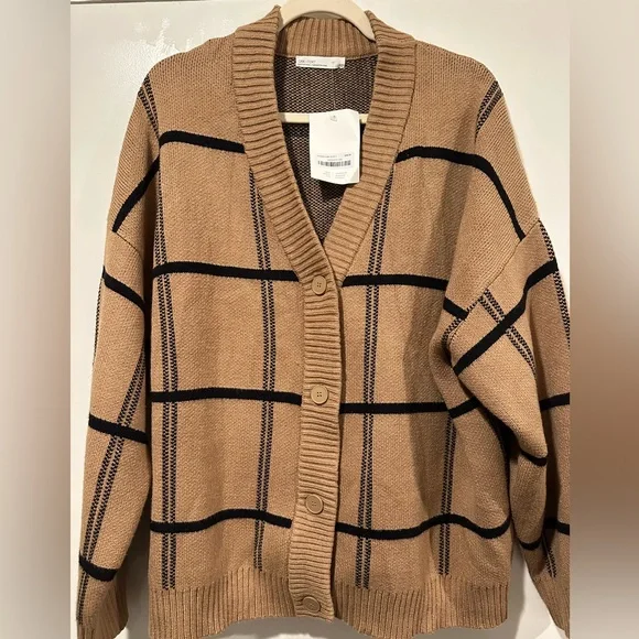 Oak + Fort Oversized Plaid Cardigan - Picture 2 of 3